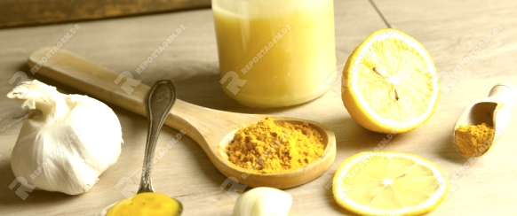 selbstgemachtes  Natürliches Antibiotikum mit Honig Golden Honey Kurkuma