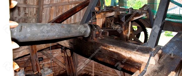 Wo Windgott Aeolus Strom erzeugt – Ein Pilotprojekt in einer historischen Mühle